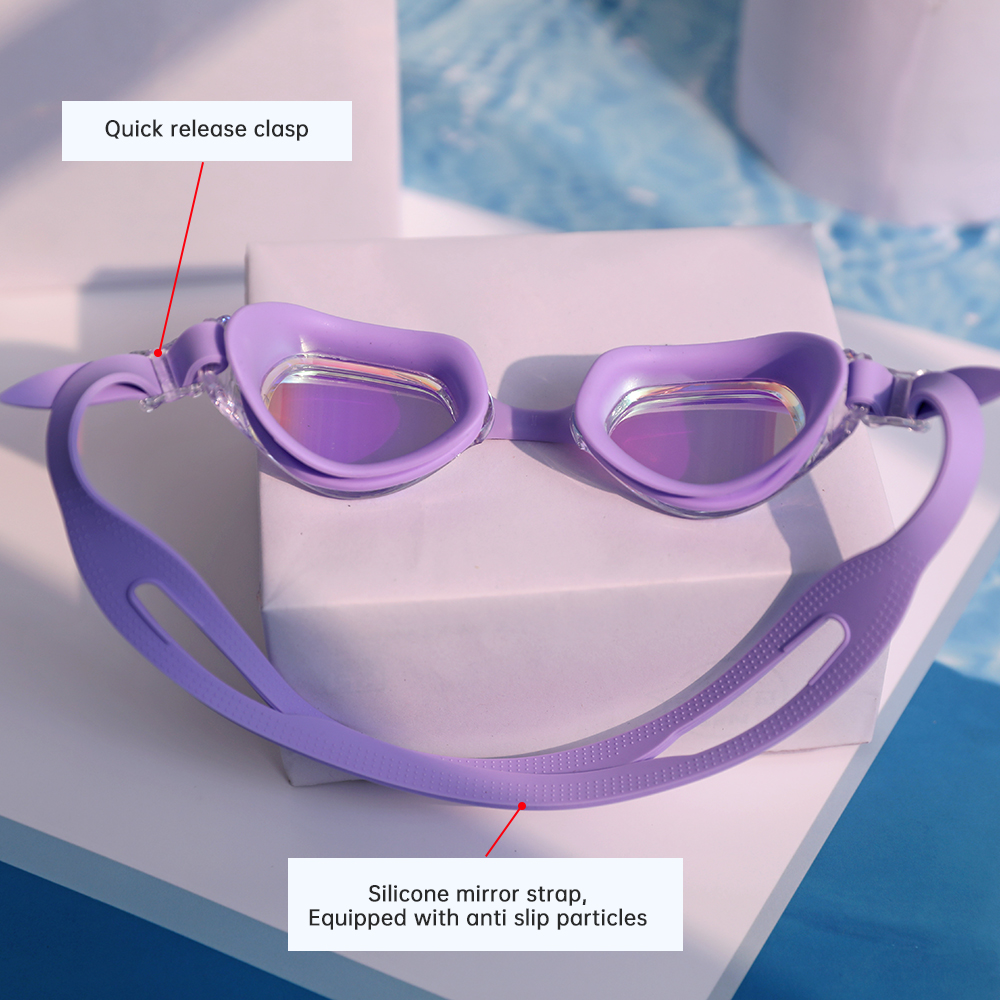 leak-proof swimming goggles