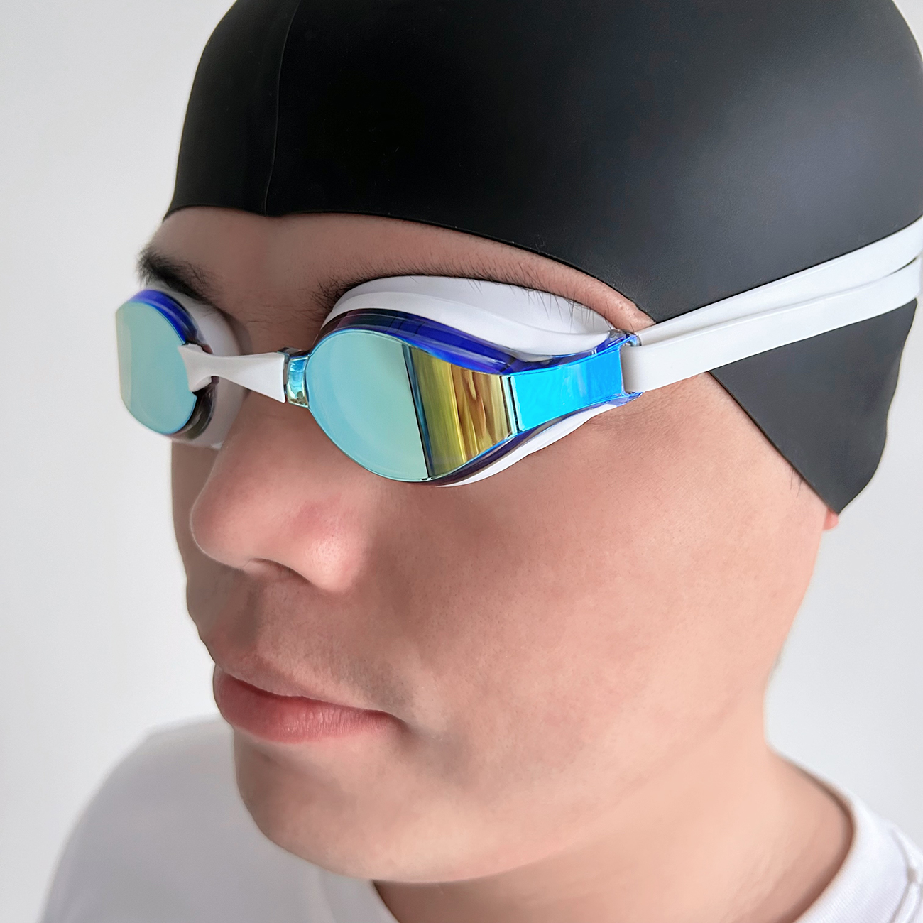 Anti-Uv swimming goggles