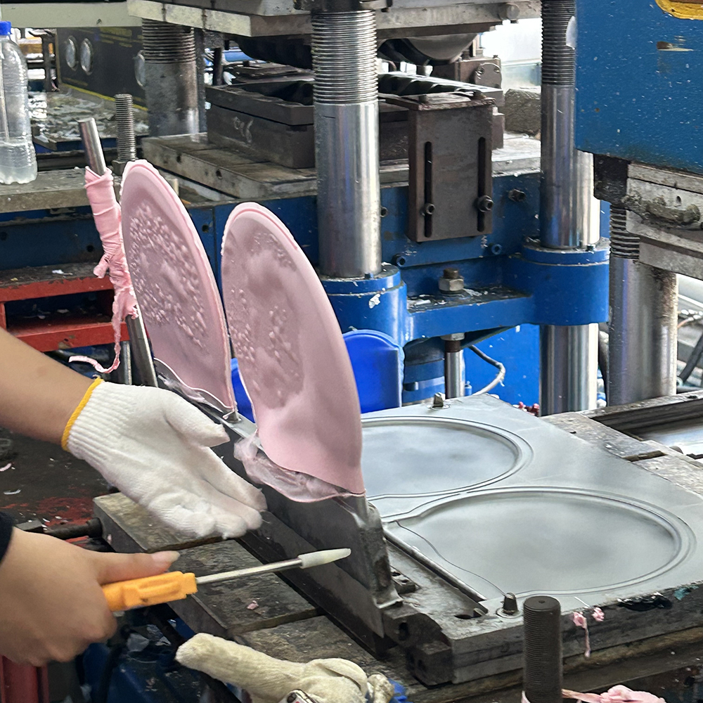 silicone swimming cap factory