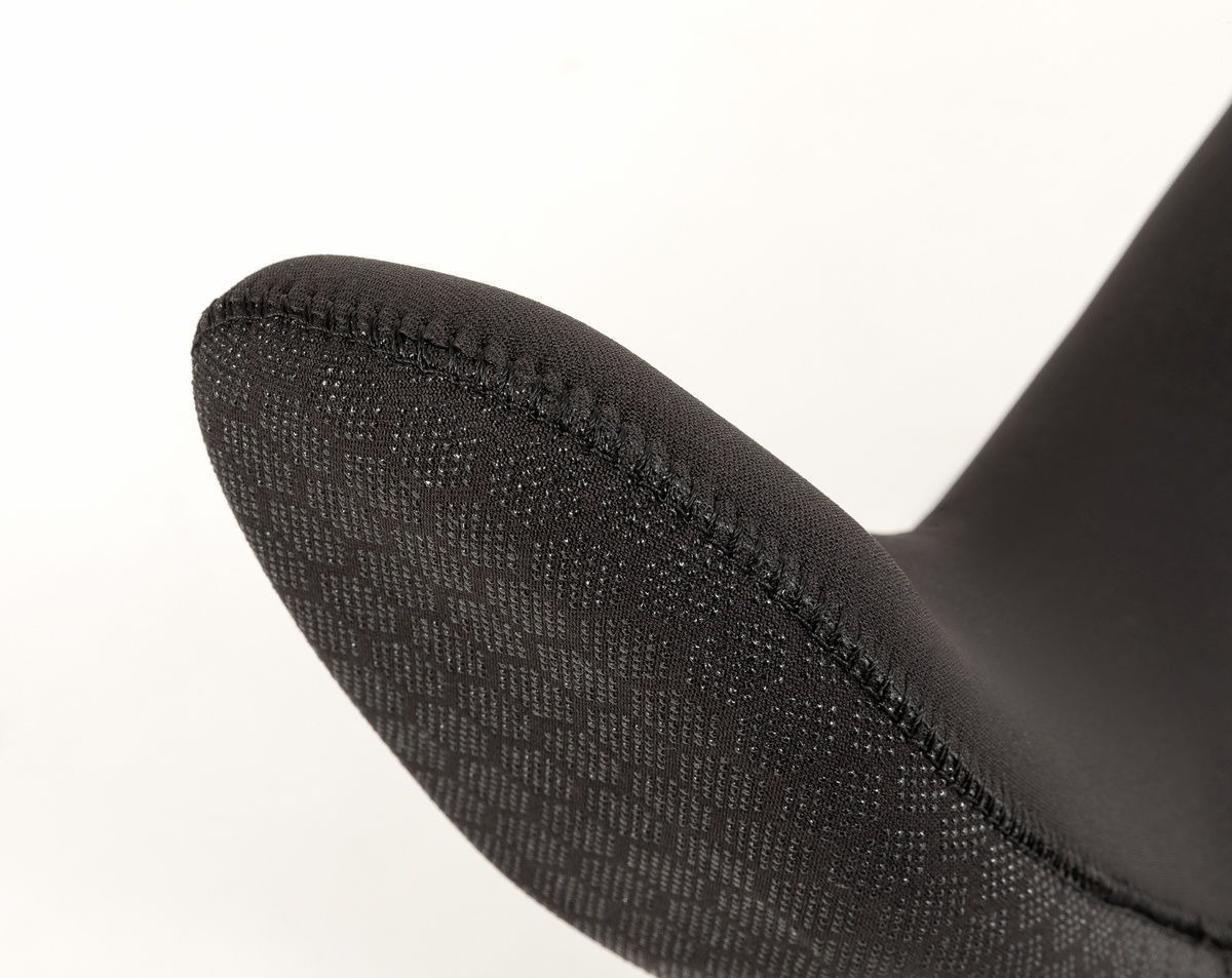 diving socks anti slip design