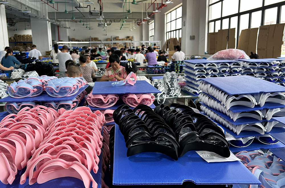 swimming goggles factory