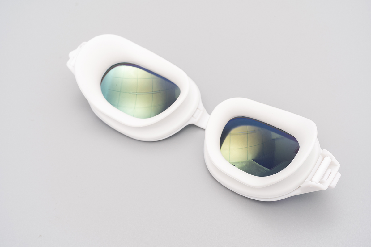 swimming goggles clear protective