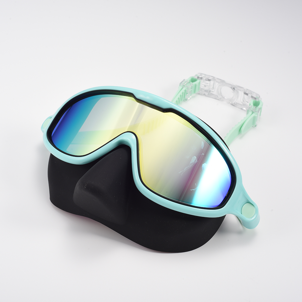 swimming goggles with mask